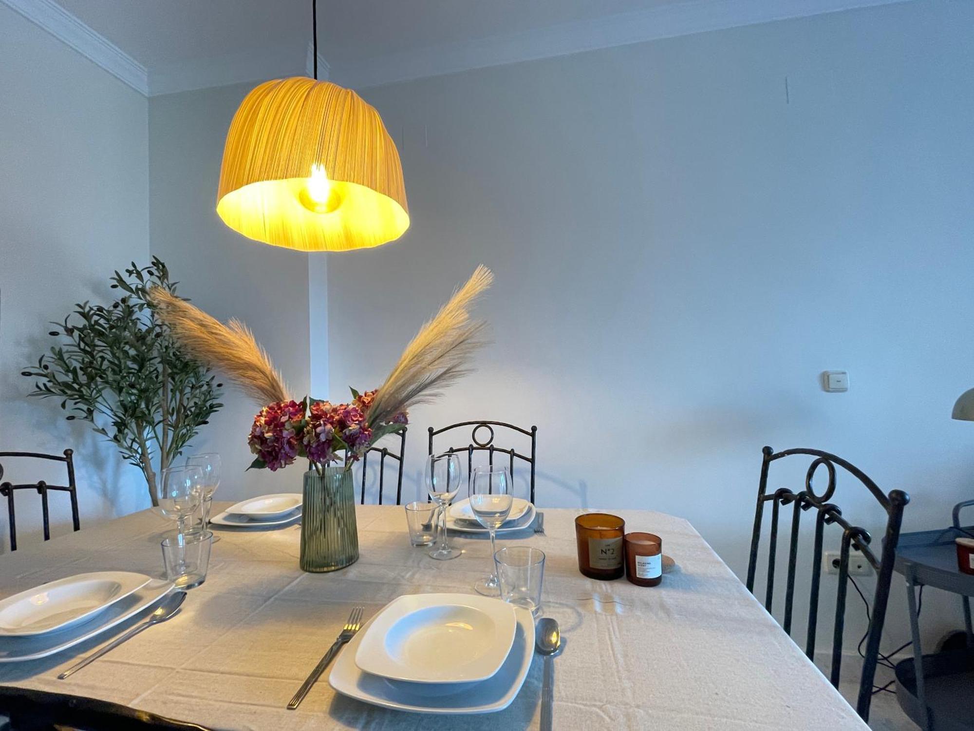 Comeback Noches De Blanco Saten Motril Extérieur photo